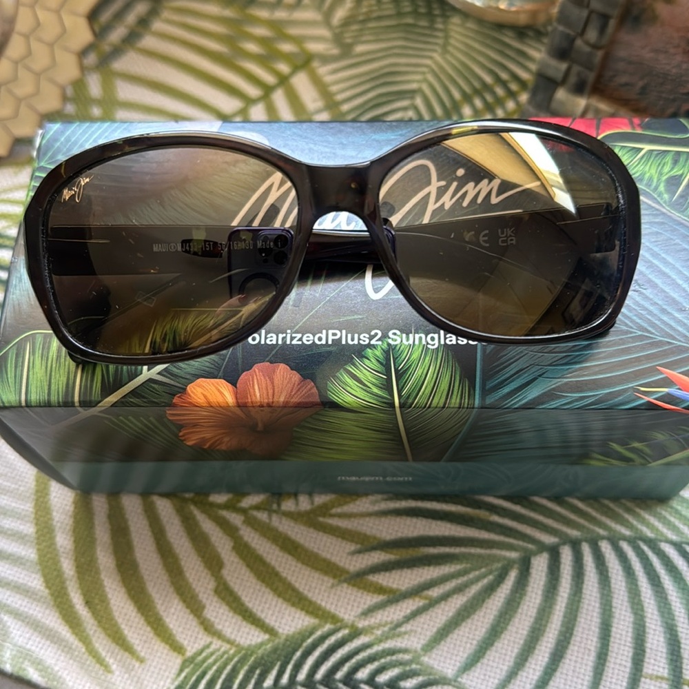 NWT Maui Jim Koki Beach Women's Polarized Fashion Sunglasses, Medium